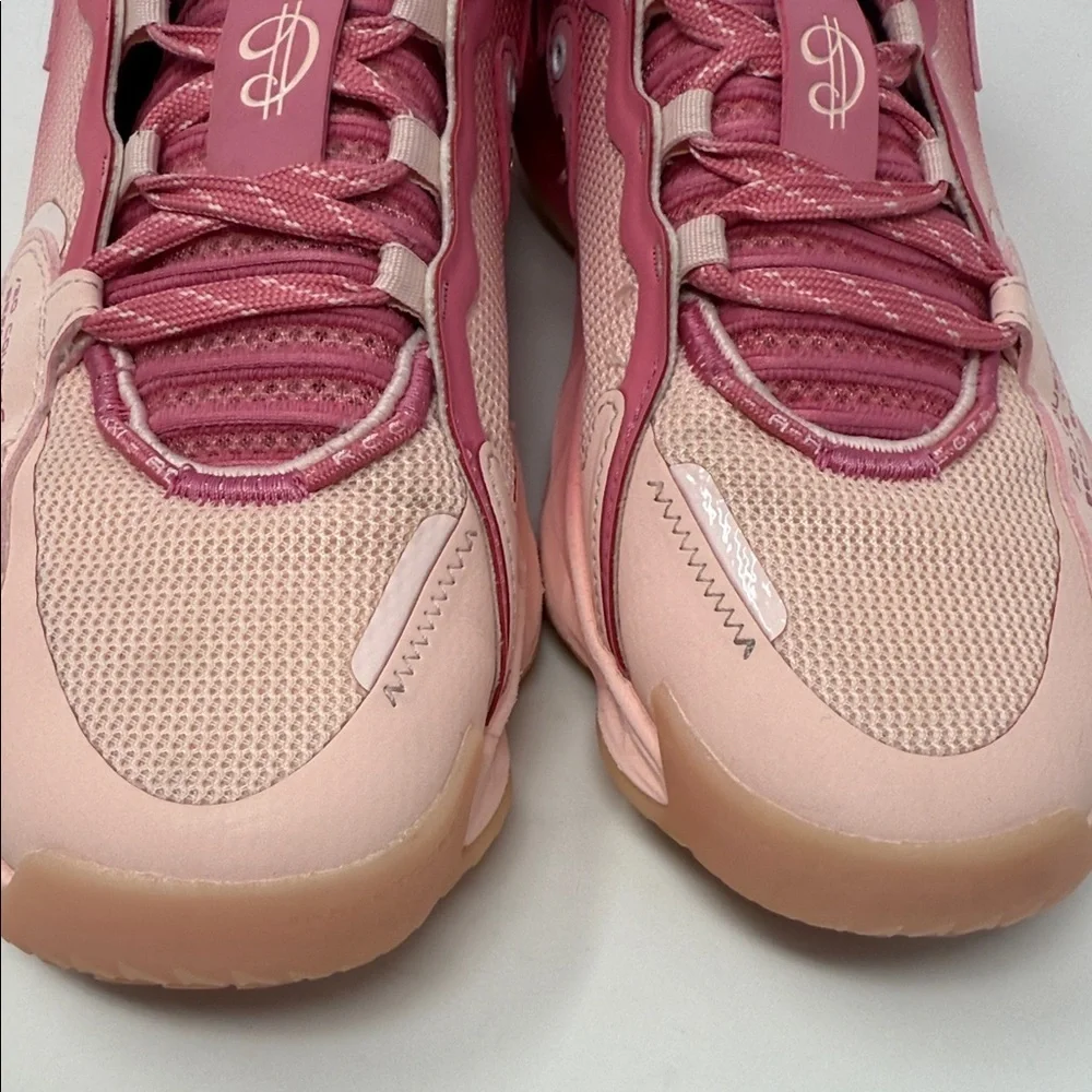 adidas stylish sneakers